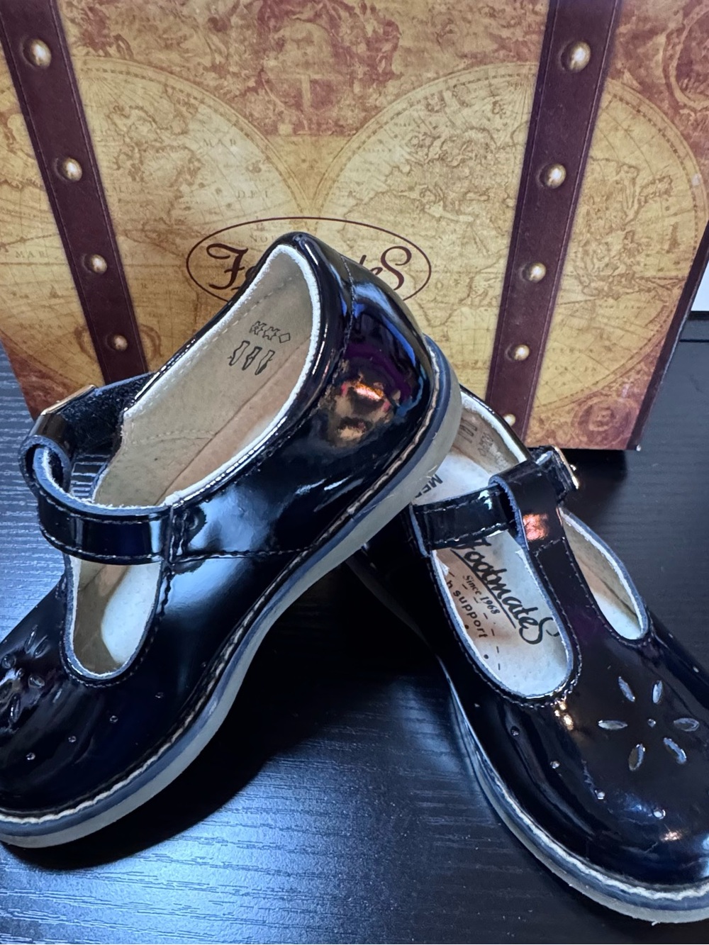 FootMates Black Patent Mary Jane Dress Shoes for Girls